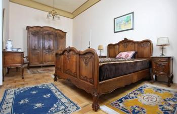 Schlafzimmermöbel - massive Eiche - 1880
